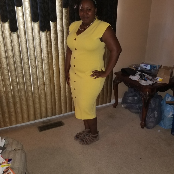 New York & Company Yellow Sleeveless Dress w/Buttons XL - Picture 8 of 16